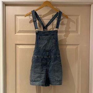 Aerie - overall shorts